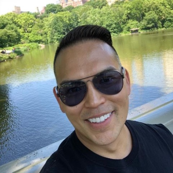 Meet your Posher, Antoni - Picture 1 of 1